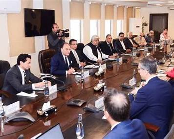 “پاکستان اور آئی ایم ایف میں مذاکرات جاری، معاشی اصلاحات اور تقریباً 1.2 ارب ڈالر کی ممکنہ مالی معاونت پر بات چیت”